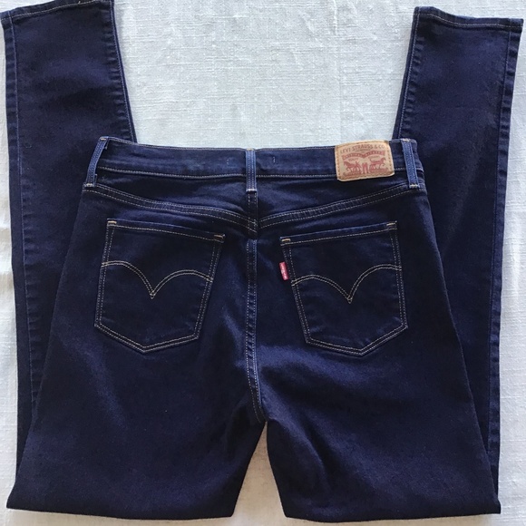 Levi’s women’s size 28, 311 shaping skinny, dark wash. - Picture 2 of 5